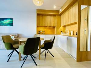 Zorza - jacuzzi, sauny, sala zabaw, baseny, parking, do plaży 400m płaskie zejście