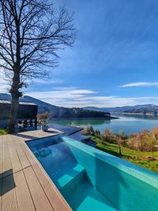 Moon Lake Bicaz - Casa Oia