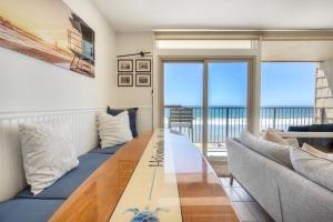 Oceanfront 2BR - Private Patio - Steps to Beach