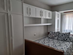 Apart con posibilidad parking con 3 dormitorios y 2 baños para 5 personas