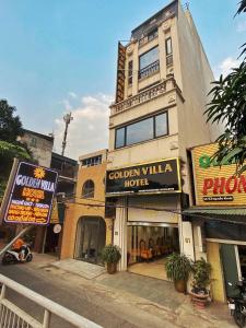 Golden Hotel