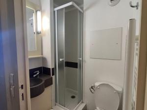 Duplex 3 pièces avec solarium et accès piscines - FR-1-504-668
