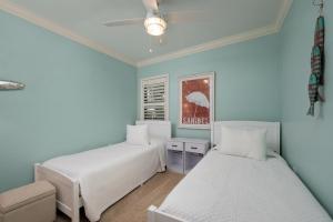 #222 Sanibel Moorings Courtyard View