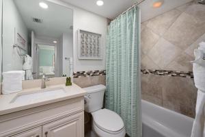 #222 Sanibel Moorings Courtyard View