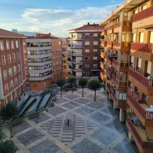 Apart con posibilidad parking con 3 dormitorios y 2 baños para 5 personas