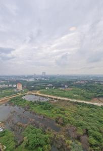 55th Floor 2BR Stunning View Meikarta District 2