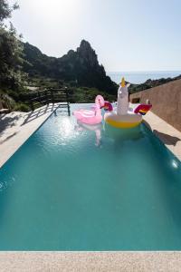 Costa Paradiso villetta tra mare e natura