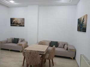 Aouina Apartment