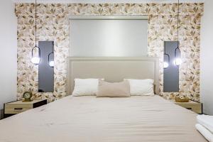 Modern 3BR Apt w AC & Parking Sleeps 6