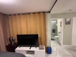 Private Bachelor Suite Near PNE