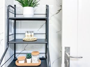 NEW Bright 2BR Flat Top Location Piata Romana
