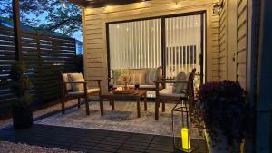 Comfy 2BR Condo near Uptown & NoDa Free Parking