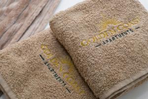 Golden Coast Q6 42