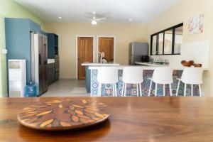 Casa Nora Tamarindo 6BR