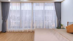 Annam Deluxe Rustic Apartment - 5 minutes to Westlake