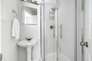 Cozy Private 1BR Suite in Quiet Richmond Home