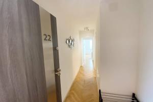 Central & Modern in Trendy Area l HG22