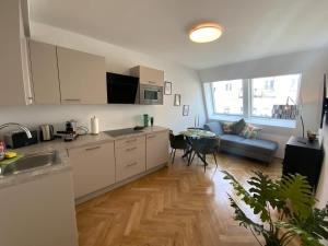 Central & Modern in Trendy Area l HG22