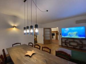 Honiger Historic Townhouse Vienna City Center 12min - Airport 11min