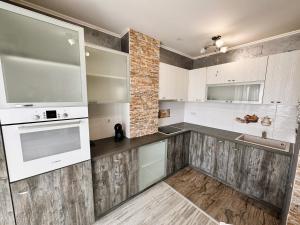 1BR Apartment Next to Grand Mall Varna
