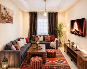 Darraha- Ideal for early & Late flights-Marrakech airport 10 min- menara Garden 5 min-AC- shuttle service support