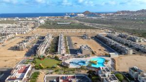 3BR Penthouse with Stunning Arch Views and Private Concierge 24 7