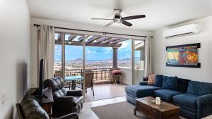 3BR Penthouse with Stunning Arch Views and Private Concierge 24 7