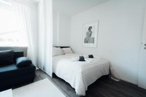 1 BR Studio - ZENTRAL - PARKHAUS - BUSINESS - KAFFEE - NETFLIX - SMART TV - KÜCHE