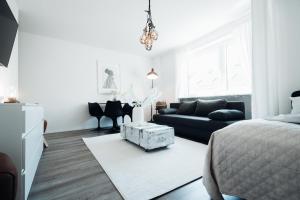 1 BR Studio - ZENTRAL - PARKHAUS - BUSINESS - KAFFEE - NETFLIX - SMART TV - KÜCHE