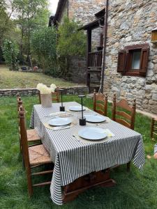 Arties Lodge