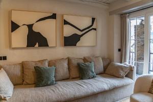 Arties Lodge