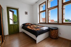 Apartament z sypialnią w szafie Narnia Sopot by MC Apart