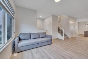 Newly Built Home to Stay in Edmonton
