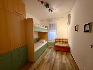 Green Garden Apartment