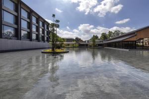 ROKU KYOTO, LXR Hotels & Resorts by Hilton
