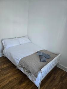 Spacious Home Near Station Easy London Access