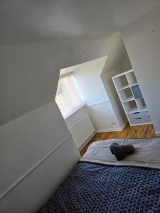 Spacious Home Near Station Easy London Access