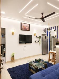 Casa Azure 1BHK off Carter Road, Chuim Village