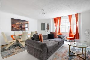 Fabulous Two Bed Apt in Heart of Chelsea - London