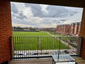 Stunning 2Bedrooms, 2Baths, Balcony, Parking