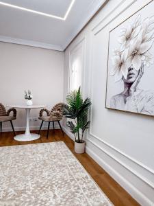 Zeya Modern Stay with Underground Parking