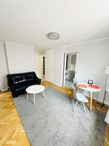 City Lights 3 Rooms Apartments