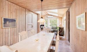 VE025-Vejers-Strand-Uglevej-11