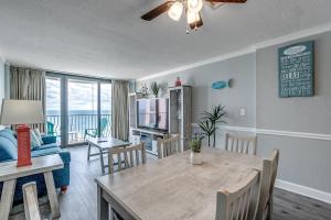 Palms Resort #1704