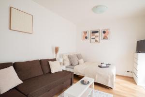 THE VLTAVA APARTMENT with Balcony