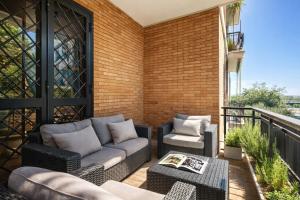 AR ROOMS ROME By RHR