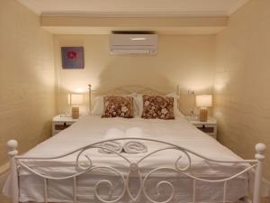 ブルーマウンテンズ Tranquil Suites in Heart of Leura 3 Minutes to Shops ゲストハウス 客室