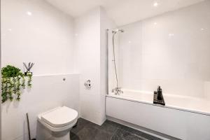 Elegant 1BR Flat - Free Parking - London Escape