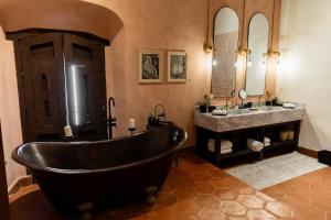 Barbara Boutique Hotel