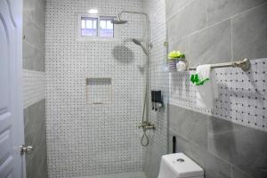 Modern and Tropical Stay The Blue Reef #L
